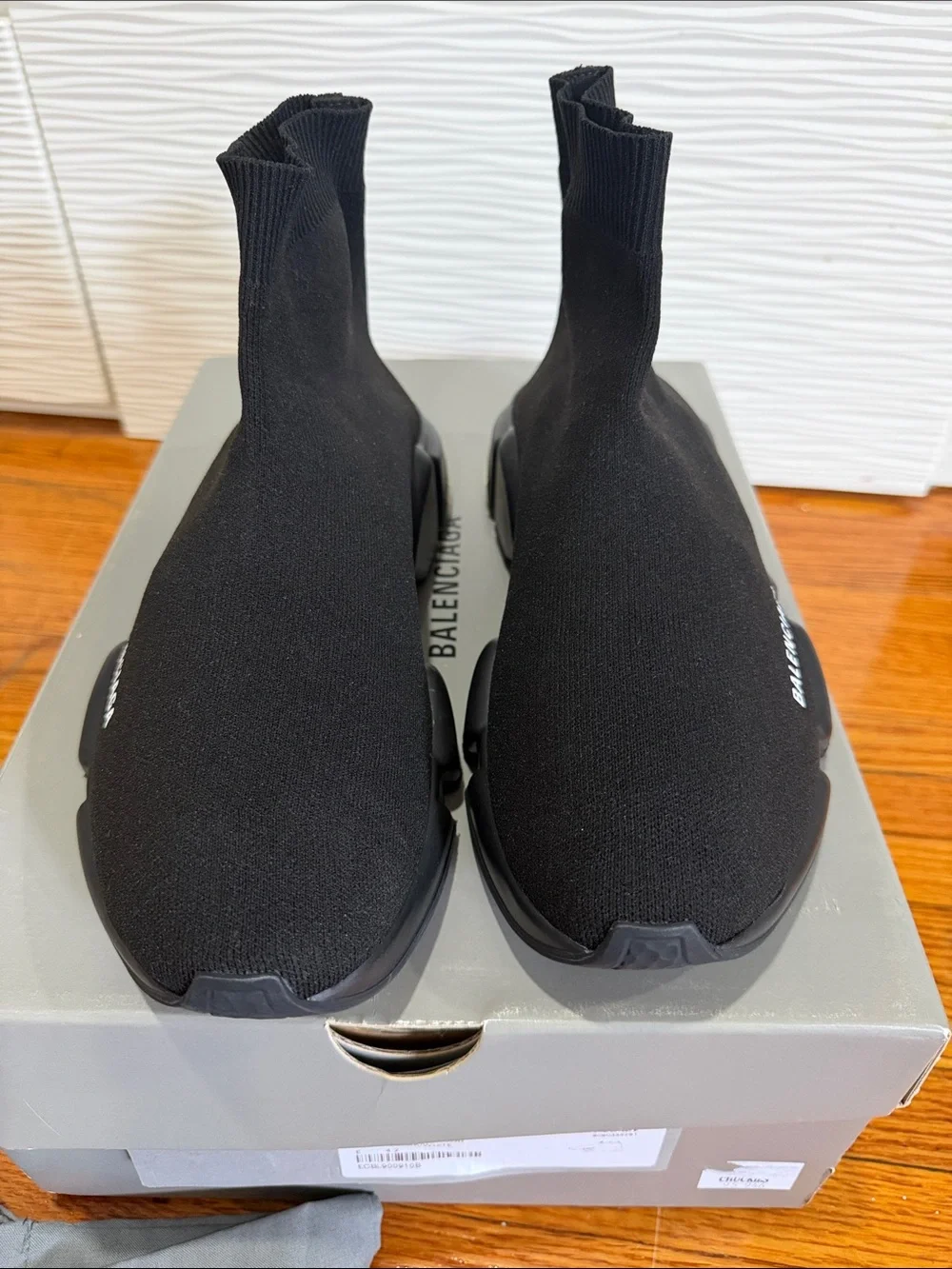 100% Authentic Balenciaga speed sneaker